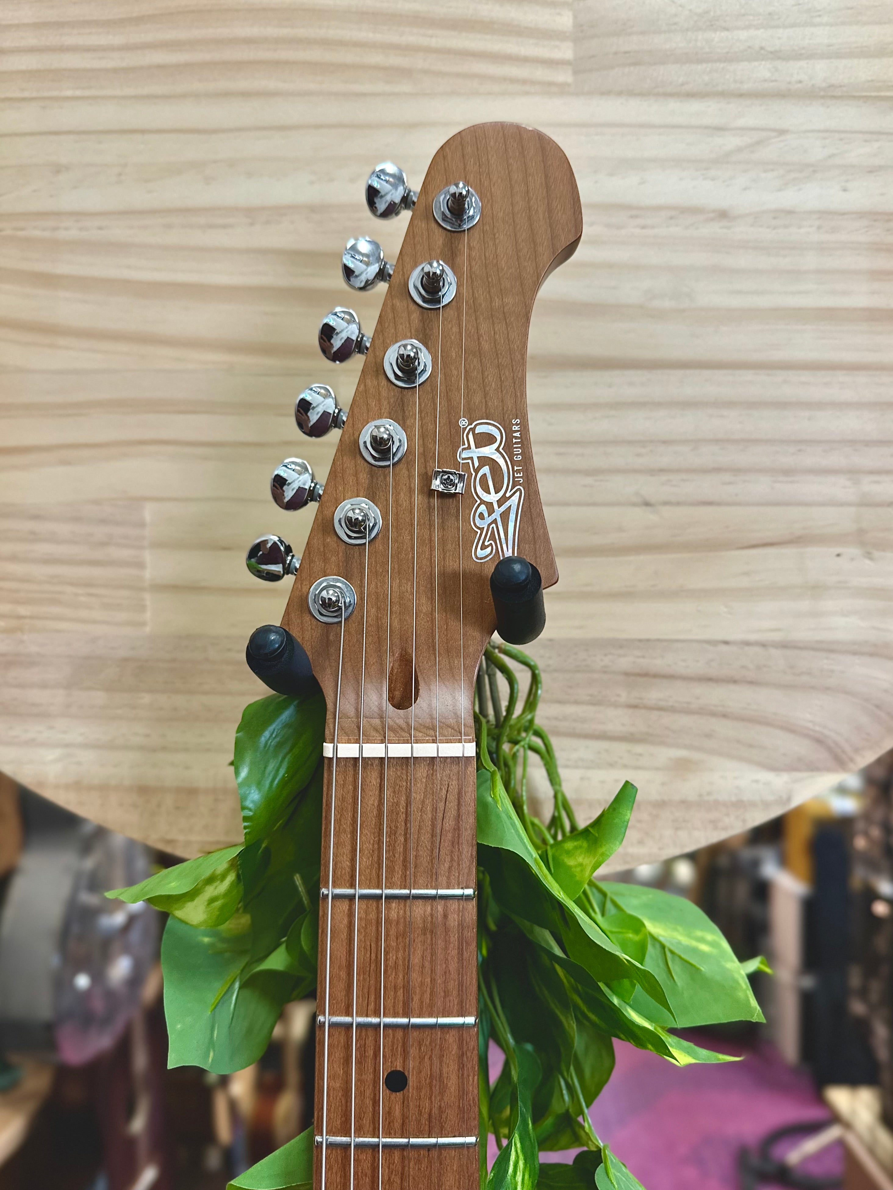 Jet Guitars | JS-400 HSS | Coral Red Jet Guitars | JS-400 HSS | Coral Red